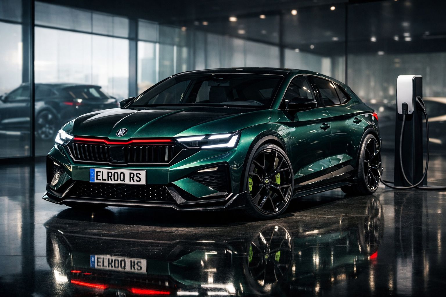 Carro desportivo elétrico verde escuro Skoda Elroq RS num espaço moderno com estação de carregamento.